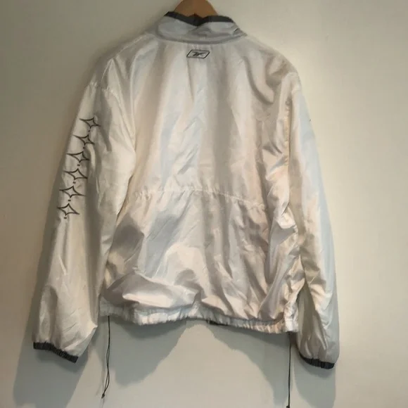 VINTAGE 90’s Reebok Full Body Zip Windbreaker in White With Gray Accents, Size L - Picture 6 of 6
